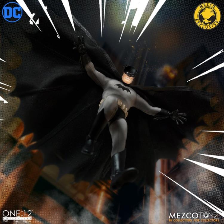 Mezco One:12 Collective Golden Age Batman : Caped Crusader