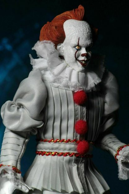 NECA Pennywise ( 2017 ) Retro Clothed Action Figure-23959