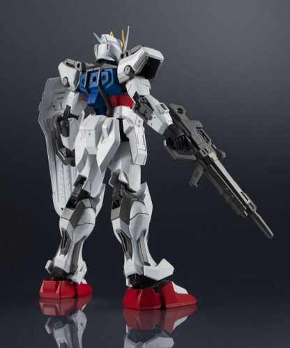 Gundam Universe Mobile Suit Gundam GAT-X105 Strike Gundam Action Figure-24113