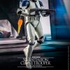 Hot Toys Star Wars The Clone Wars 501st Battalion Clone Trooper 1/6 Scale Figure