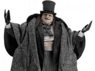 NECA 1/4 Scale Batman Returns Mayoral Penguin Action Figure