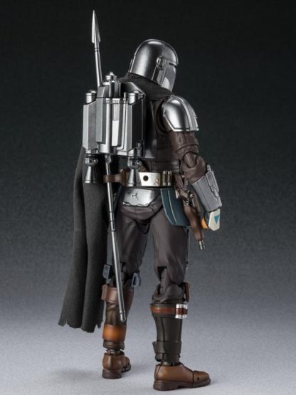 S.H. Figuarts The Mandalorian Din Djarin and Grogu ( Beskar Armour )