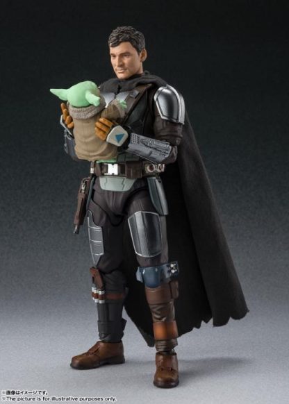 S.H. Figuarts The Mandalorian Din Djarin and Grogu ( Beskar Armour )