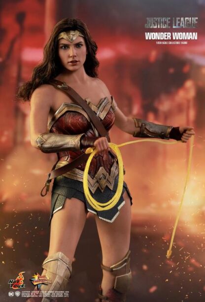 Hot Toys MMS450 Justice League Wonder Woman 1/6 Scale Figure