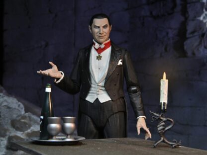 NECA Universal Monsters Ultimate Dracula ( Transylvania )