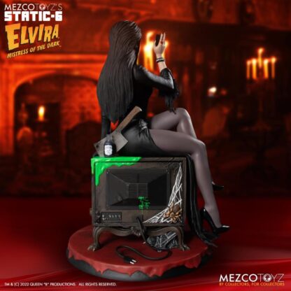 Elvira: Mistress of the Dark Static-6 Elvira 1/6 Scale Statue - Mezco Static 6