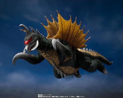 S.H.Monsterarts Gigan ( 1972 ) Godzilla Vs Gigan Action Figure