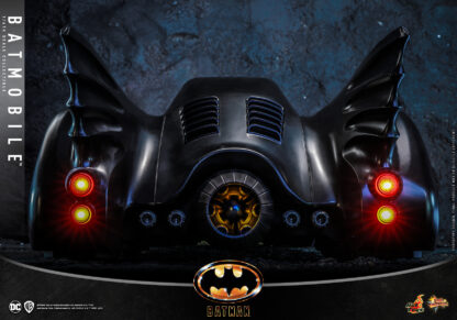 Hot Toys Batman 1989 Batmobile