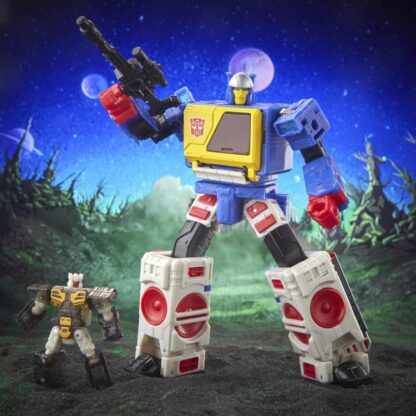 Transformers Legacy Evolution Voyager Twincast and Rewind